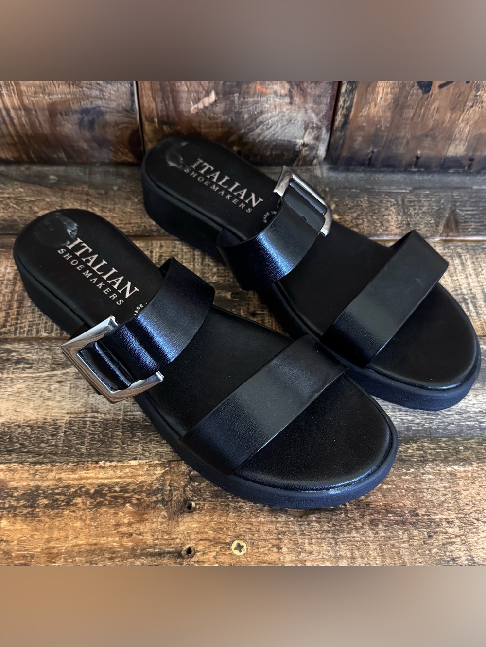 Italian Shoemakers Womens Sandals Size 9 Black Slide Slip On Italy